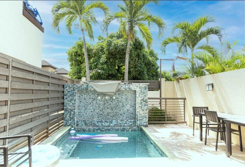 Finest Accommodation Riches Manor 1 Gladstone Drive Apt A2 Kgn 6 New Kgn 金斯敦 外观 照片